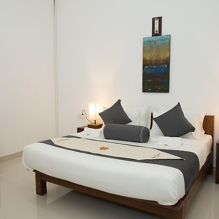 Grand Camellia Hotel Нувара-Элия Экстерьер фото